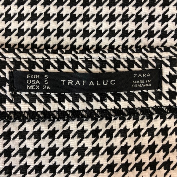 [130] ZARA Black & White Mini Skirt - Picture 4 of 4